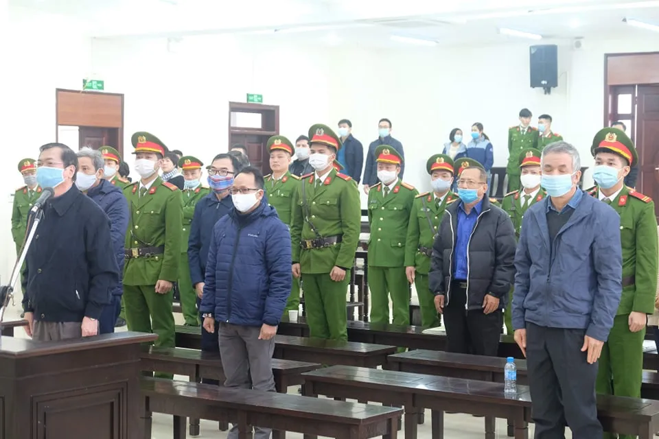 Hoãn phiên xét xử cựu Bộ trưởng Vũ Huy Hoàng lần 2 ảnh 7