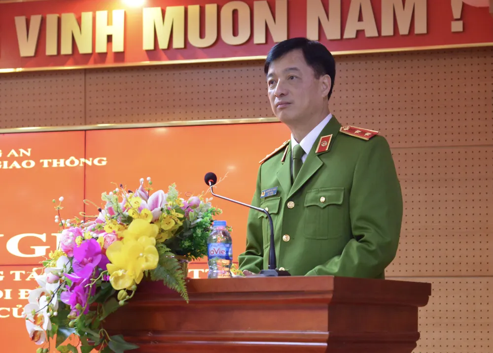 Bảo đảm trật tự an toàn giao thông, dẫn đoàn phục vụ Đại hội ảnh 2