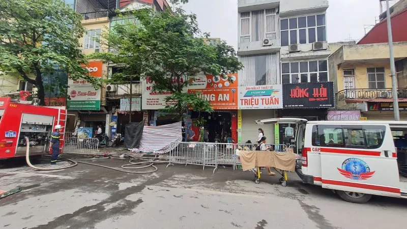 Cháy cửa hàng đồ dùng mẹ và bé, 4 người thiệt mạng ảnh 2