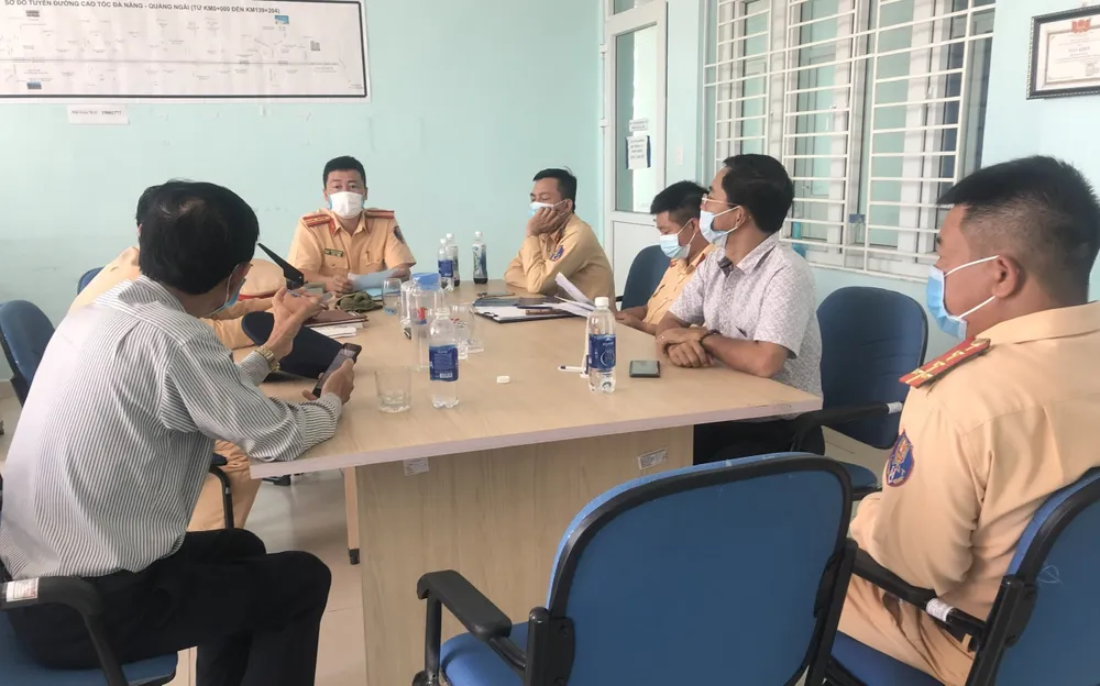 Bộ Công an thông tin về xe chở hàng siêu trọng gây mất an toàn giao thông trên tuyến cao tốc Đà Nẵng – Quảng Ngãi ảnh 1