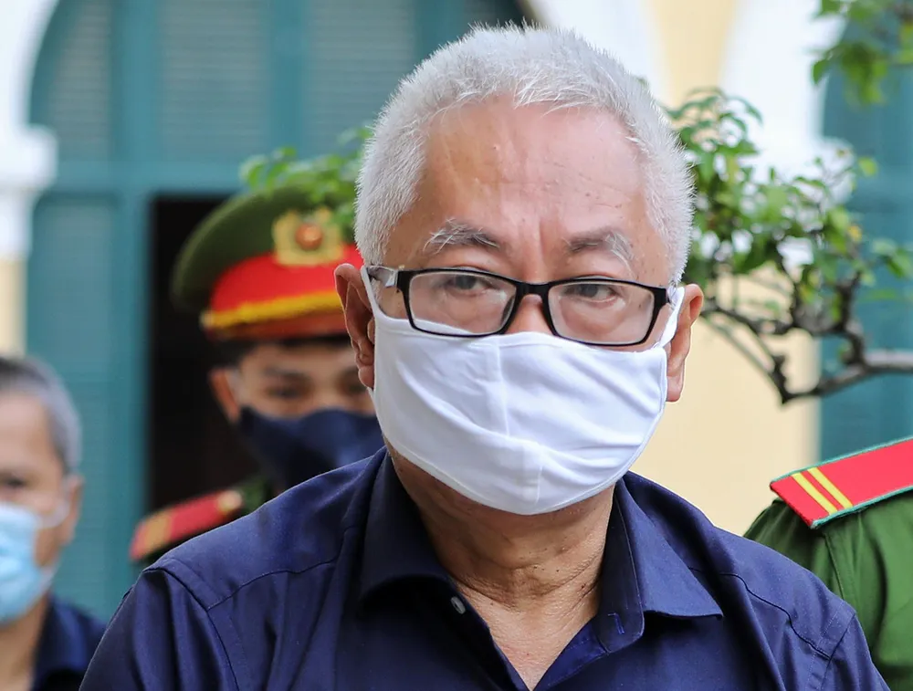 Tiếp tục truy tố cựu Tổng Giám đốc Ngân hàng Đông Á Trần Phương Bình ảnh 1