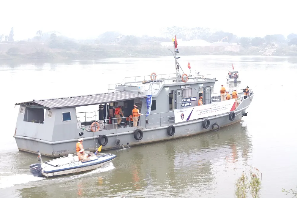 Cảnh sát giao thông ra quân đợt cao điểm Tết Dương lịch, Tết Nguyên đán ảnh 11