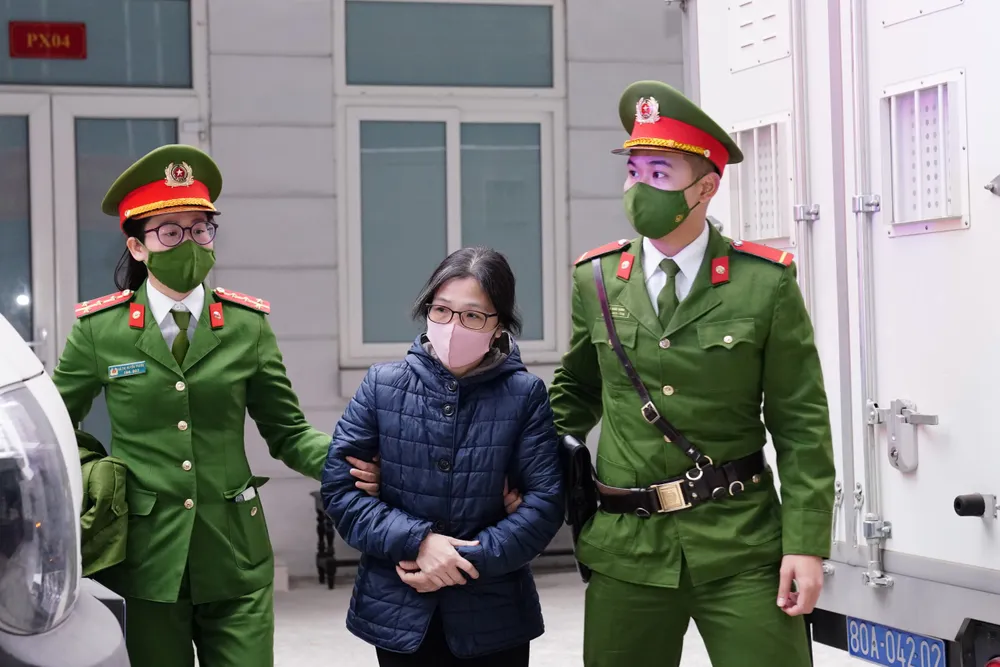 Ông Nguyễn Đức Chung hầu tòa trong vụ giúp Nhật Cường trúng gói thầu số hóa  ảnh 3