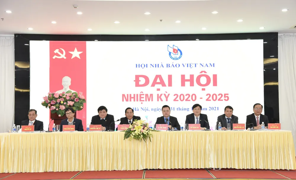 Thúc đẩy nền báo chí phát triển theo hướng hiện đại, chuyên nghiệp, nhân văn ảnh 2