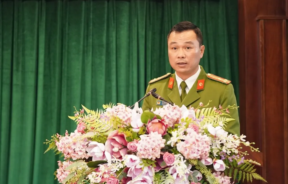 Đã có hơn 1.400 cuộc gọi thành công thắc mắc về căn cước công dân ảnh 1