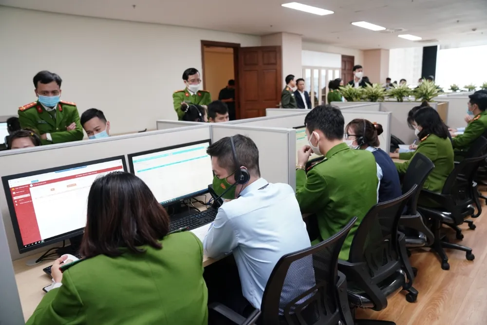 Đã có hơn 1.400 cuộc gọi thành công thắc mắc về căn cước công dân ảnh 3