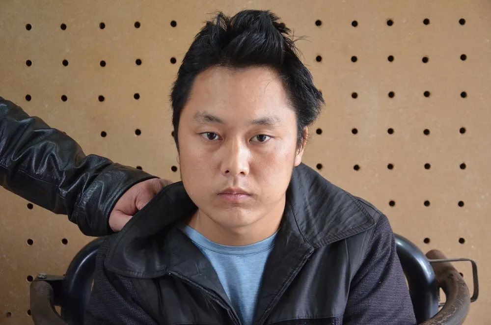 Giấu 99 bánh heroin và 1kg ma túy đá trong lốp xe ô tô ảnh 3