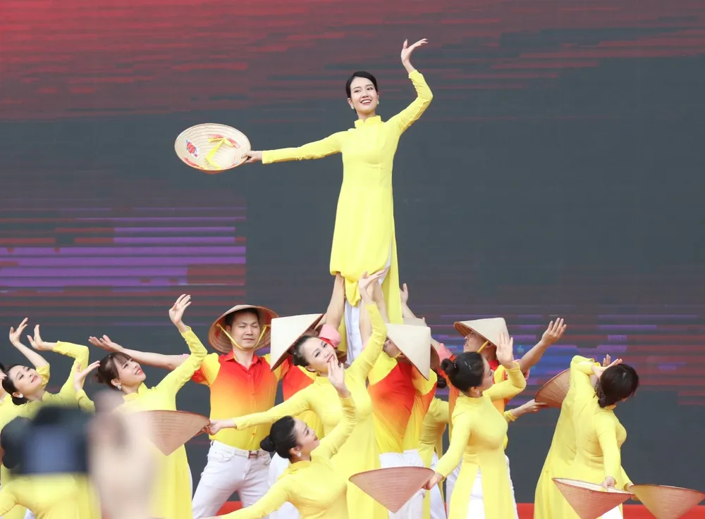 Báo chí Việt Nam đoàn kết, chuyên nghiệp, hiện đại và nhân văn ảnh 2