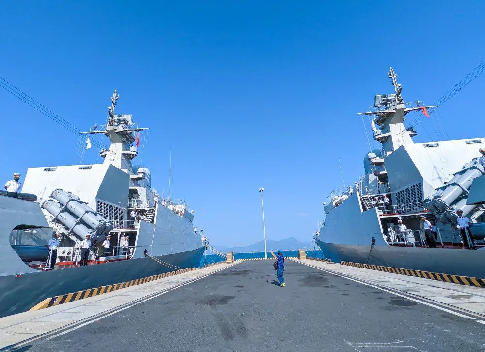 Kỷ niệm 67 năm truyền thống Hải quân nhân dân Việt Nam: Không để Tổ quốc bị “bất ngờ” từ hướng biển ảnh 3