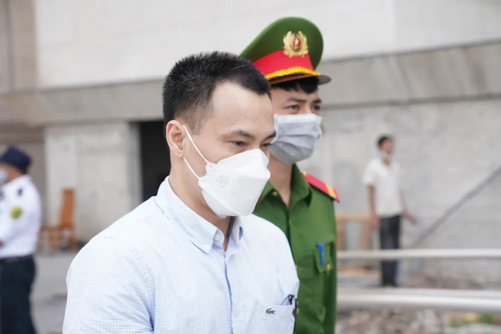 Xét xử 17 bị cáo tại Tổng Công ty Máy động lực và Máy nông nghiệp Việt Nam ảnh 4