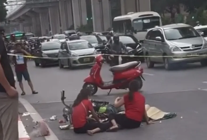 Cháu bé 3 tuổi tử vong thương tâm trên đường đi học về ảnh 1