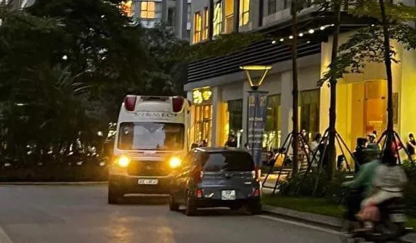 Hà Nội: 4 người trong gia đình tử vong trong căn hộ ảnh 1