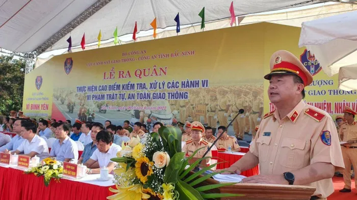 Cục Cảnh sát giao thông ra quân xử lý nồng độ cồn và xe quá tải ảnh 2