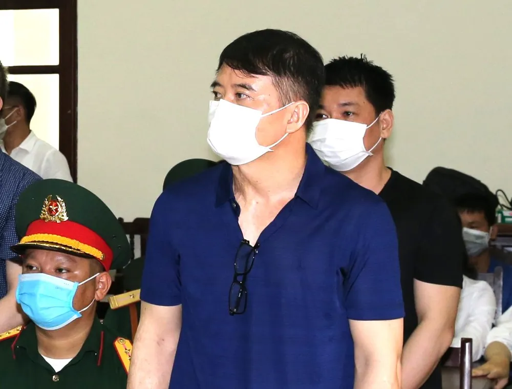 Trùm buôn lậu xăng dầu khai nhiều lần đưa tiền cho cựu Chỉ huy Bộ đội Biên phòng Kiên Giang ảnh 1