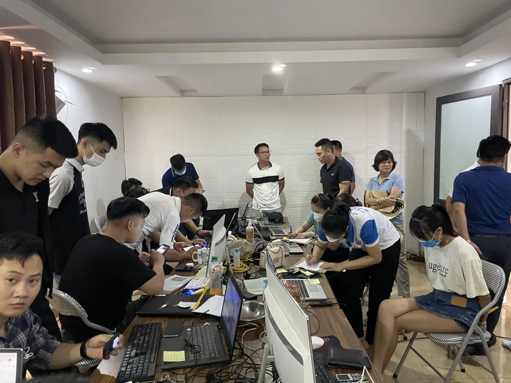 Triệt phá đường dây cho vay lãi nặng hơn 2.000%/năm: Nâng cấp chuyên án để có đủ lực lượng, phương tiện triệt phá ảnh 1