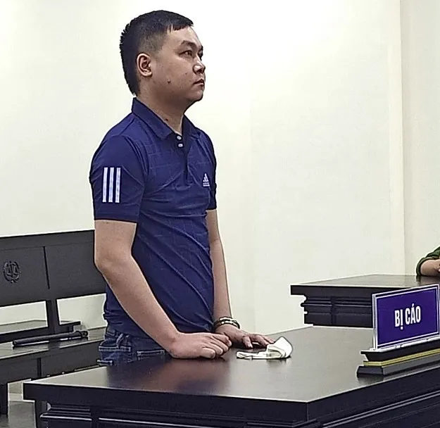 Nhân viên ngân hàng chiếm đoạt xe Porsche Macan đem bán ảnh 1