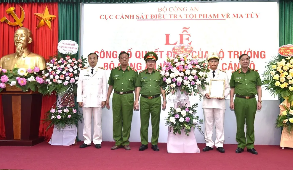 Cục Cảnh sát điều tra tội phạm về ma túy có 2 tân Phó Cục trưởng ảnh 2