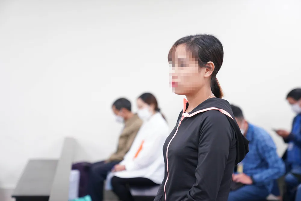 Mẹ bé gái 3 tuổi bị đóng đinh: Anh Huyên hành hạ con tôi quá ác ảnh 2