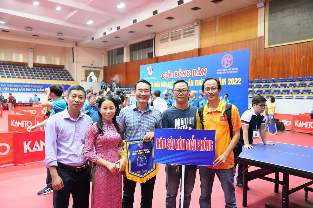 Hơn 200 nhà báo tranh tài ở giải bóng bàn cúp Hội Nhà báo Việt Nam 2022 ảnh 7