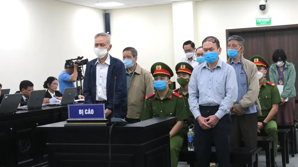 Cựu Thứ trưởng Bộ Y tế Cao Minh Quang bị đề nghị từ 30 đến 36 tháng tù treo ảnh 3