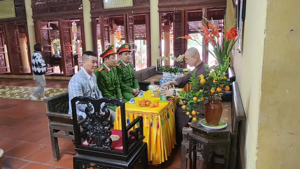 Cảnh sát PCCC tuyên truyền, kiểm tra công tác PCCC tại nơi thờ tự ở Hà Nội Cảnh sát PCCC tuyên truyền, kiểm tra công tác PCCC tại nơi thờ tự ở Hà Nội