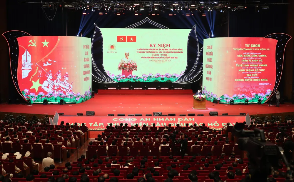 Quang cảnh buổi lễ. Ảnh: QUANG PHÚC