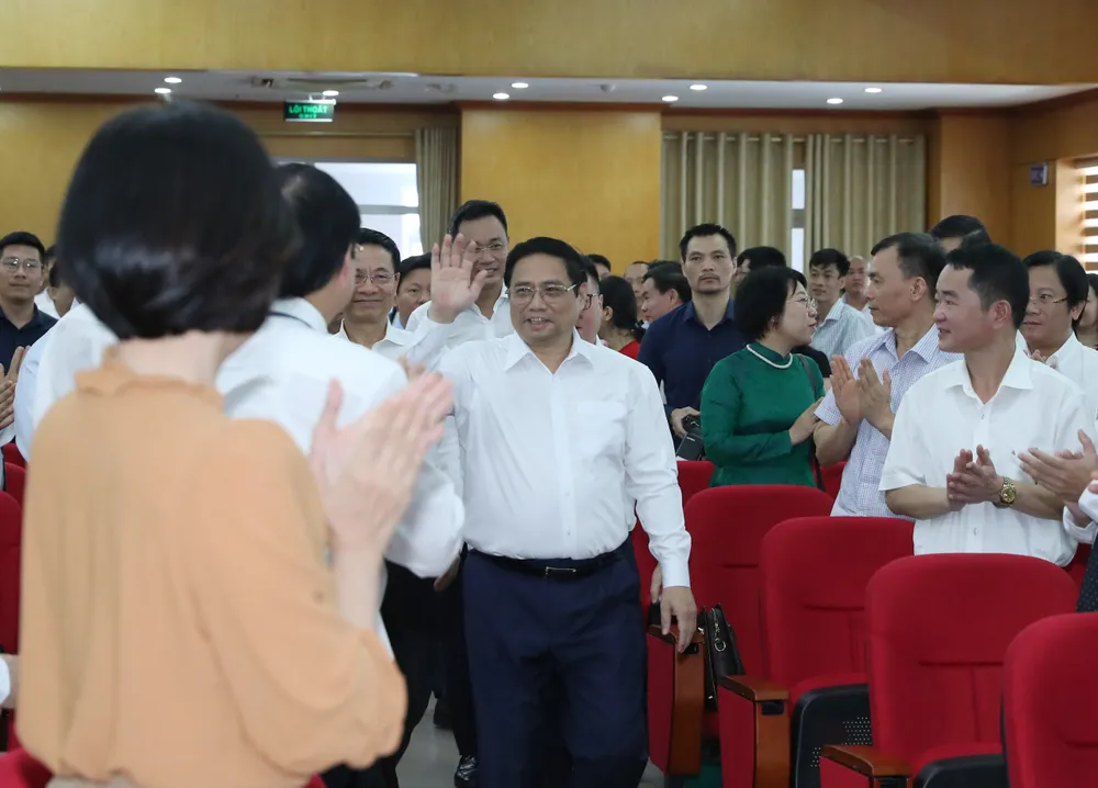 Sáng 13-6, Thủ tướng Phạm Minh Chính thăm và làm việc với Hội Nhà báo Việt Nam. Ảnh: QUANG PHÚC