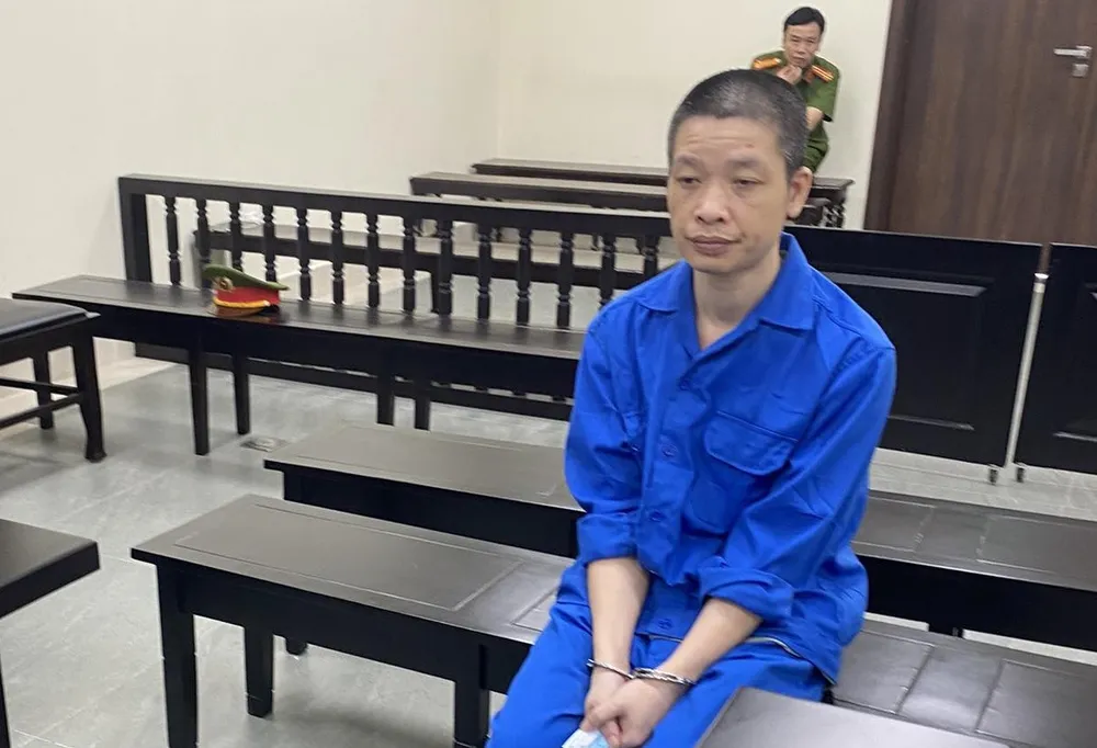 Bị cáo Nguyễn Việt Tùng tại phiên tòa Bị cáo Nguyễn Việt Tùng tại phiên tòa