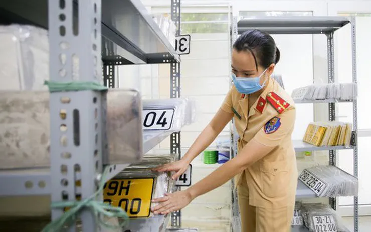 Thí điểm đấu giá biển số xe ô tô chính thức áp dụng từ ngày 1-7-2023