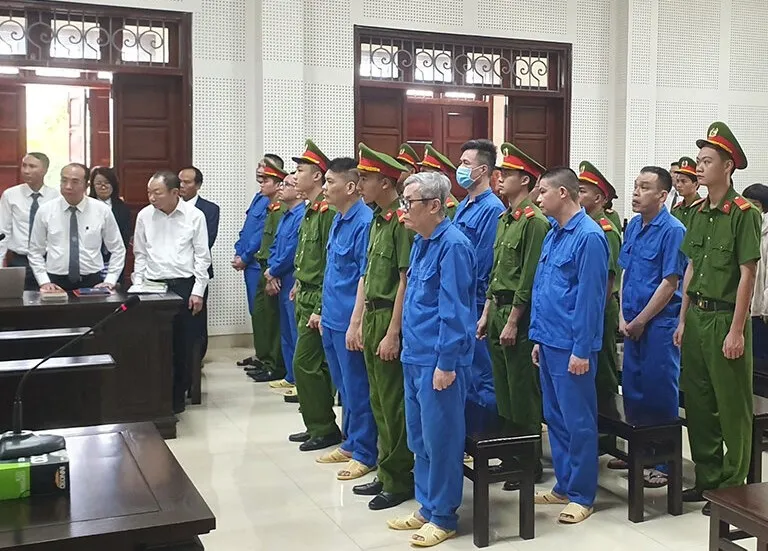 Các bị cáo tại phiên tòa