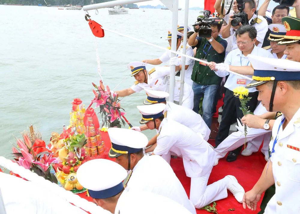 Lễ tưởng niệm 78 cán bộ, chiến sĩ hải quân hy sinh trong sự kiện Chiến thắng trận đầu