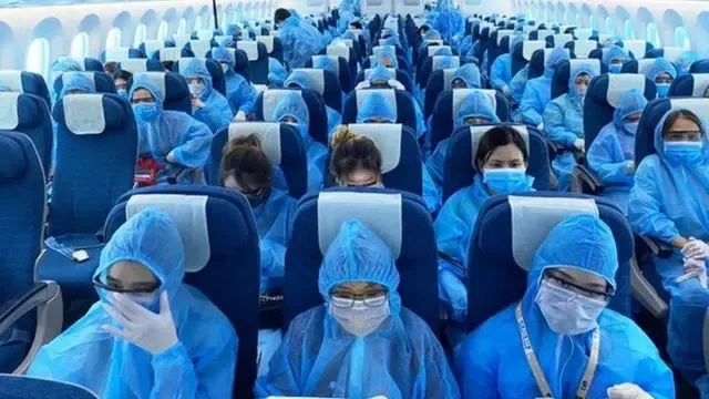 chuyến bay giải cứu.jpg