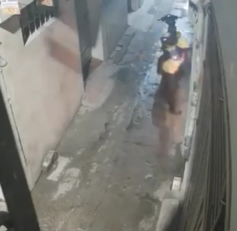 Ảnh màn hình 2025-02-20 lúc 15.29.28.png