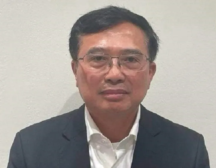 Hoàng Quốc Vượng.jpg