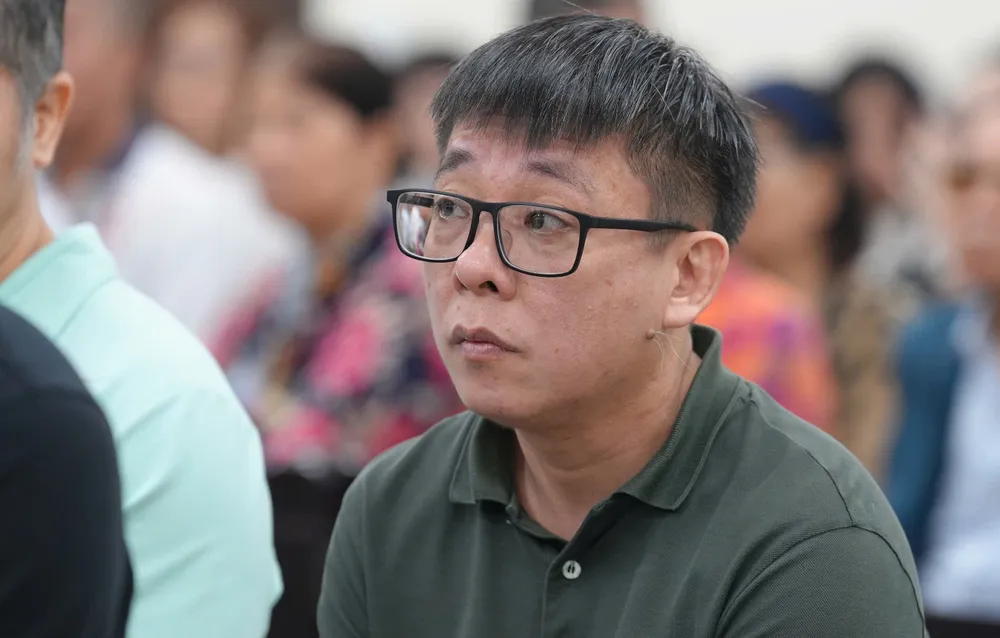 Bị cáo Nguyễn Ngọc Phương cầm đầu đường dây chuyển, nhận tiền trái phép qua biên giới