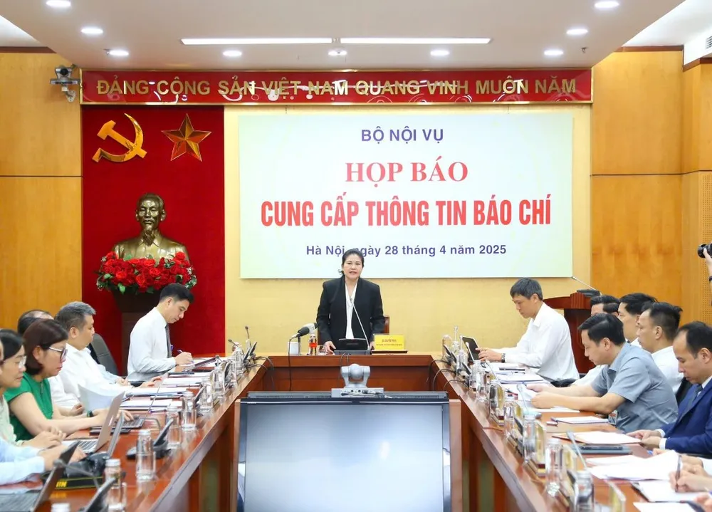 Quang cảnh buổi họp báo
