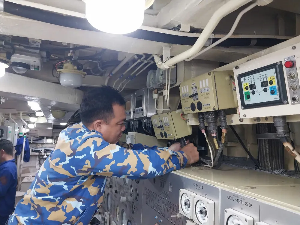 7. Trang thiết bị được kiểm tra kỹ càng, đảm bảo ở trạng thái tốt nhất cho thực hiện nhiệm vụ.jpg