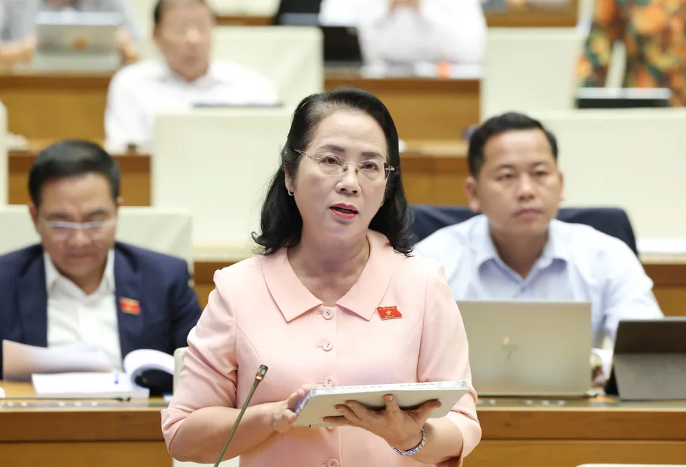 TRẦN KIM YẾN.jpg