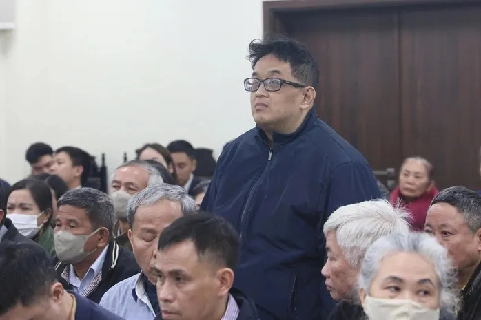 cựu viện trưởng.jpg