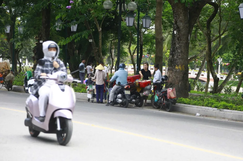 z7830589294473_89e606c6e401bddc8bcf7b7d42e0d6ea.jpg
