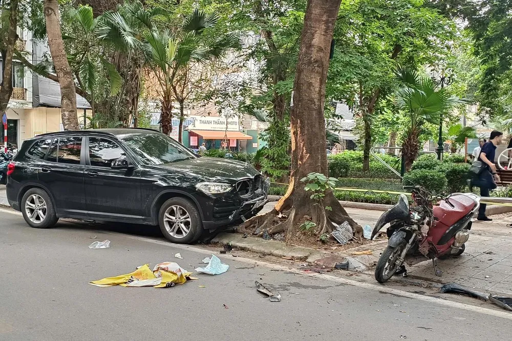 Tai nạn trên phố Nguyễn Huy Tự