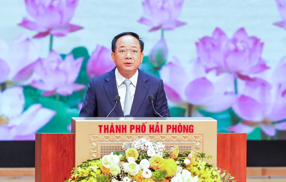 ĐC Trịnh Văn Quyết.jpg