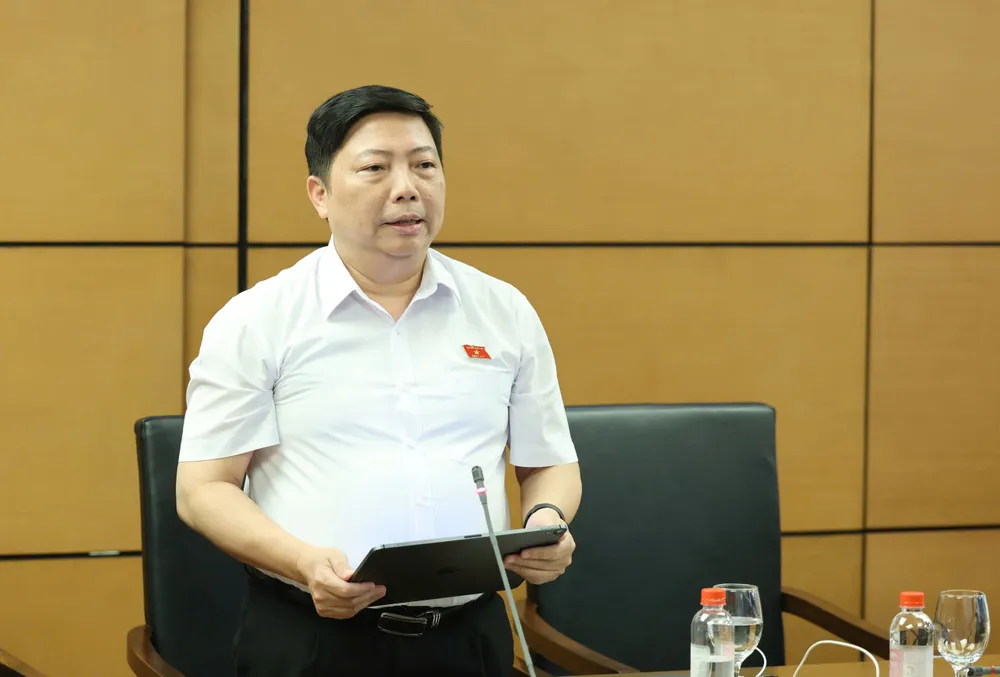 Vũ Trung.jpg