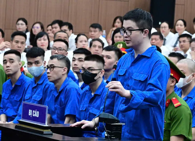Xét xử Phó Đức Nam.jpg