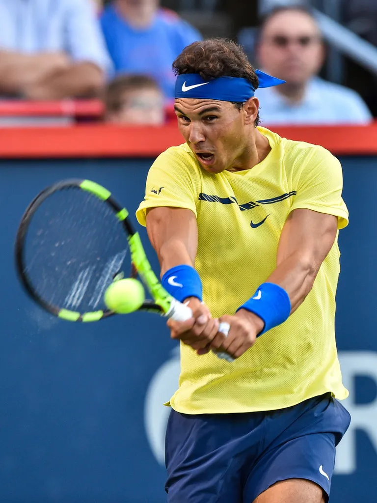 Federer, Nadal thắng trận mở màn ảnh 2