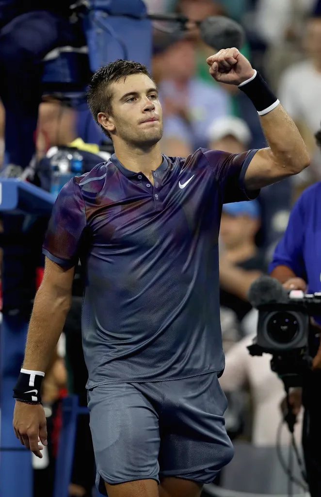 Chiến thắng xứng đáng của Sharapova ảnh 3