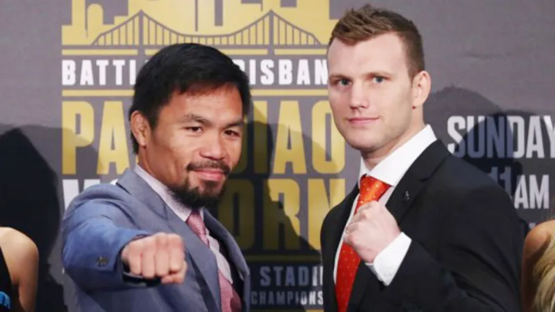 Manny Pacquiao (trái) và Jeff Horn