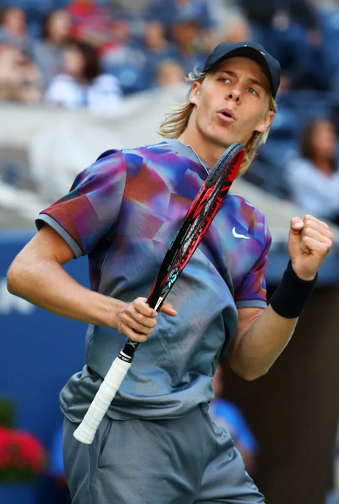 Sharapova và Wozniacki – “mỹ nhân đại chiến” ảnh 2