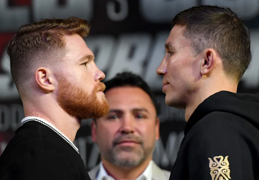 Saul Alvarez (trái) sẽ đối đầu Gennady Golovkin trong trận đấu kinh điển vào ngày mai