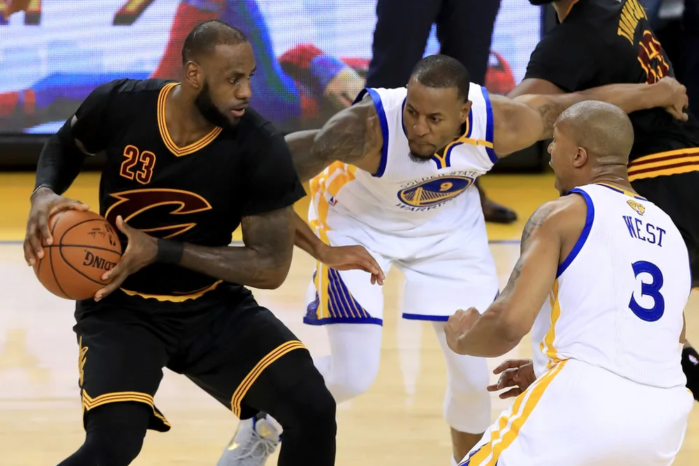 LeBron James vẫn là Vua ảnh 1